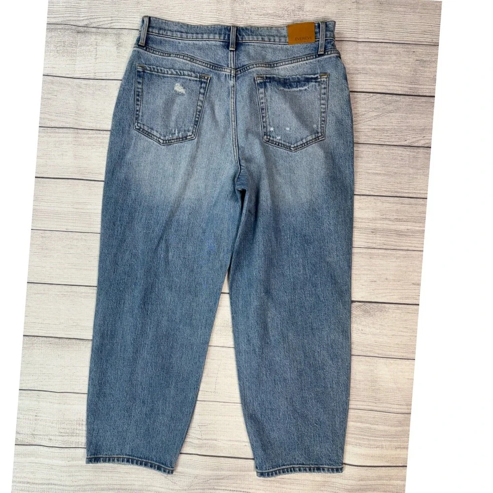 Evereve High Rise Barrel Jeans Medium Wash‎ Distressed Relaxed Curved Leg Blue